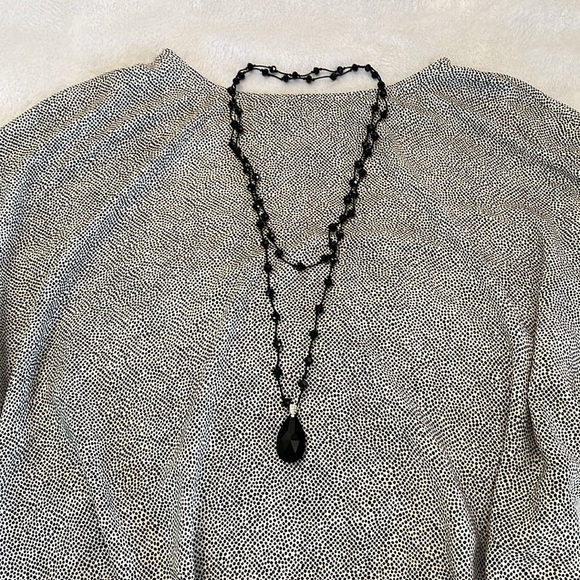 Anne Klein Graceful Bateau Neckline Blouse - Picture 11 of 13